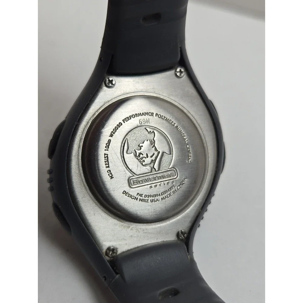Nike Bowerman WR0080 Triax 10 Lap Digital Mens Watch 100M Gray Y2K New Battery